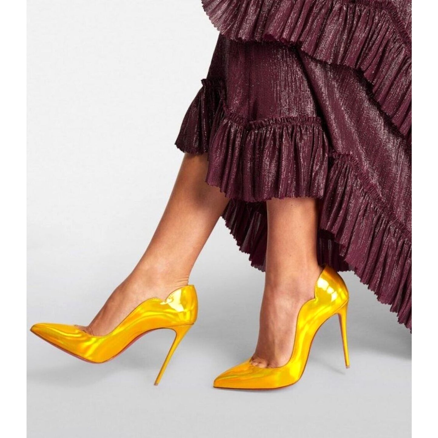 Christian Louboutin Hot Chick 100 patent Leather psychic yellow Pumps 39.5