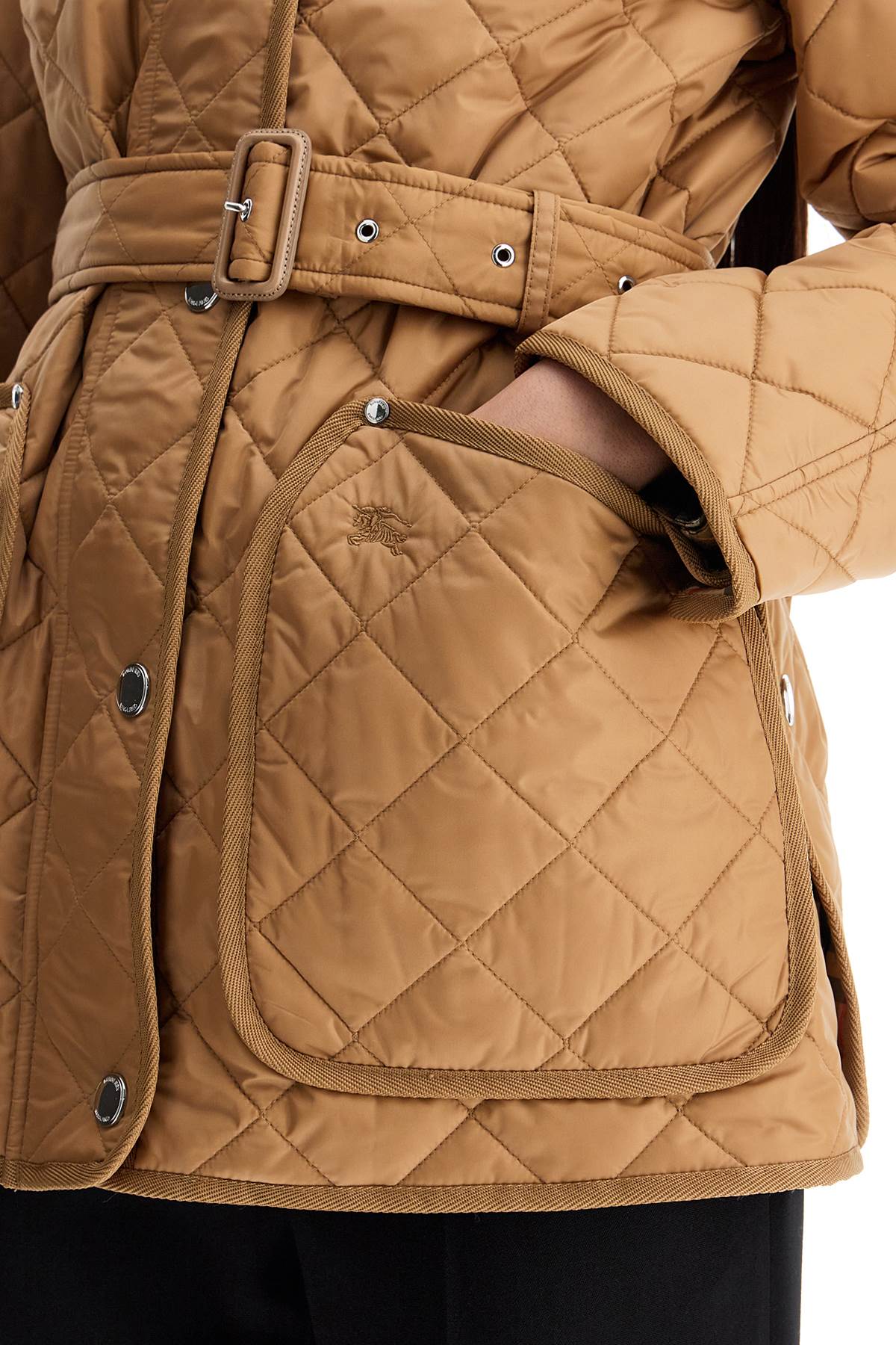 Burberry Quilted Jacket With Belt Pen