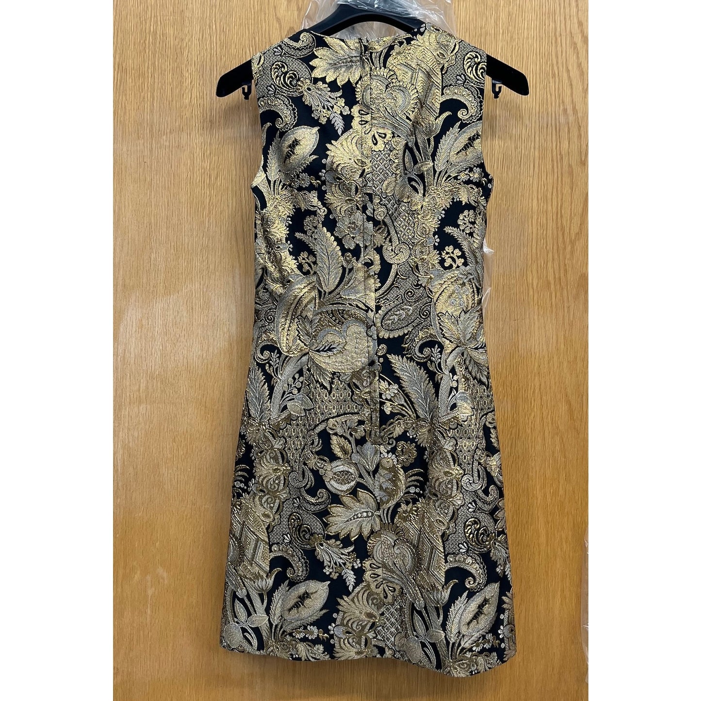 DOLCE & GABBANA Gold Metallic  Jacquard Sleeveless Mini Dress 42 M