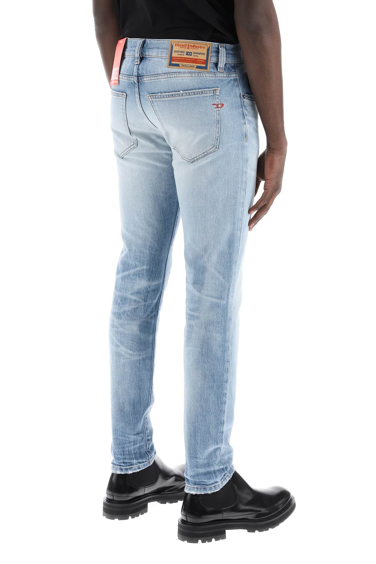 Diesel 2019 D-Strukt Slim Fit Jeans