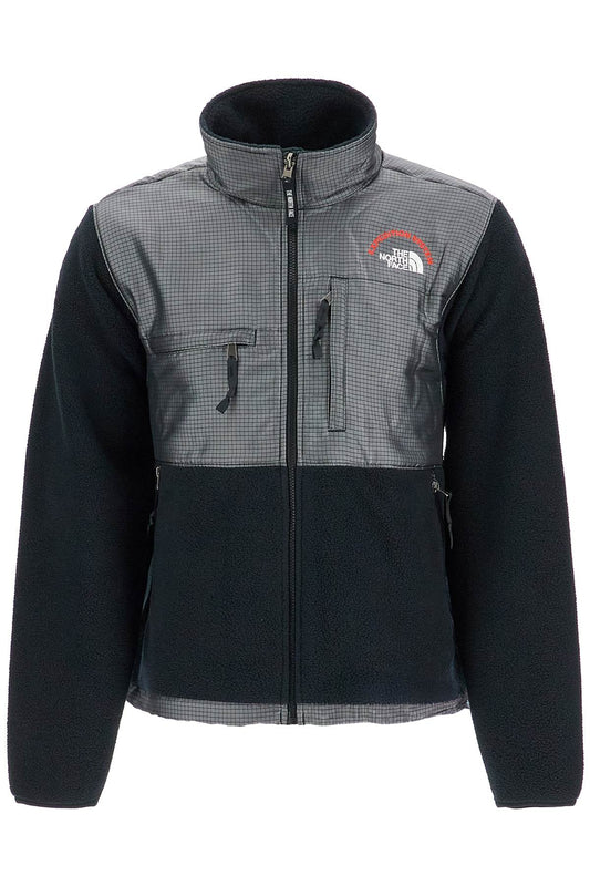 The North Face Retro Denali Fleece Sports Jacket.