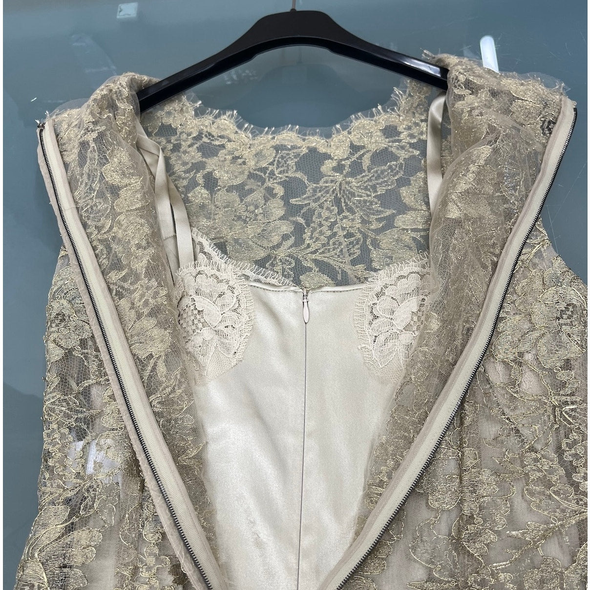 NWT Dolce & Gabbana Gold Metallic Chantilly Lace Sleeveless Tank Top Blouse IT 40 S