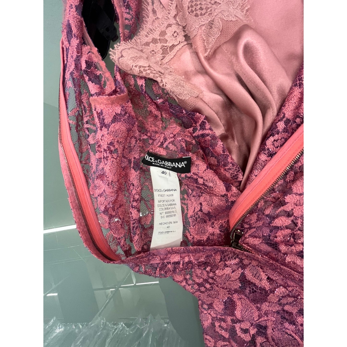 NWT Dolce & Gabbana Pink Chantilly Lame Lace Sleeveless Tank Top Blouse IT 40 S